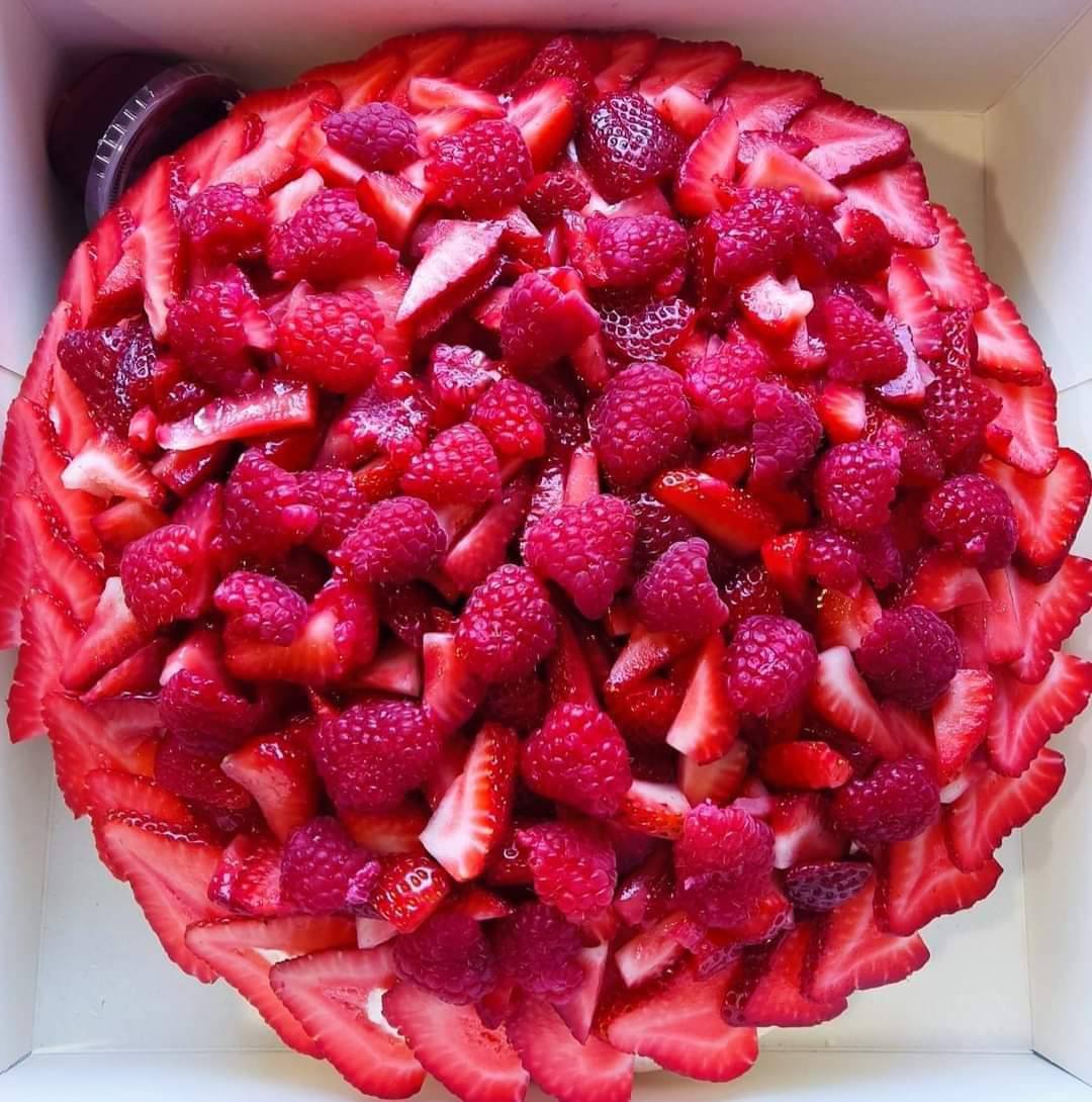 Pavlova aux fruits rouges